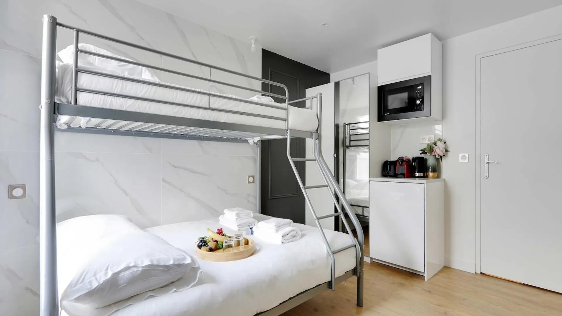 Welcoming Studio - 3P - Place De La Republique Paris Apartment